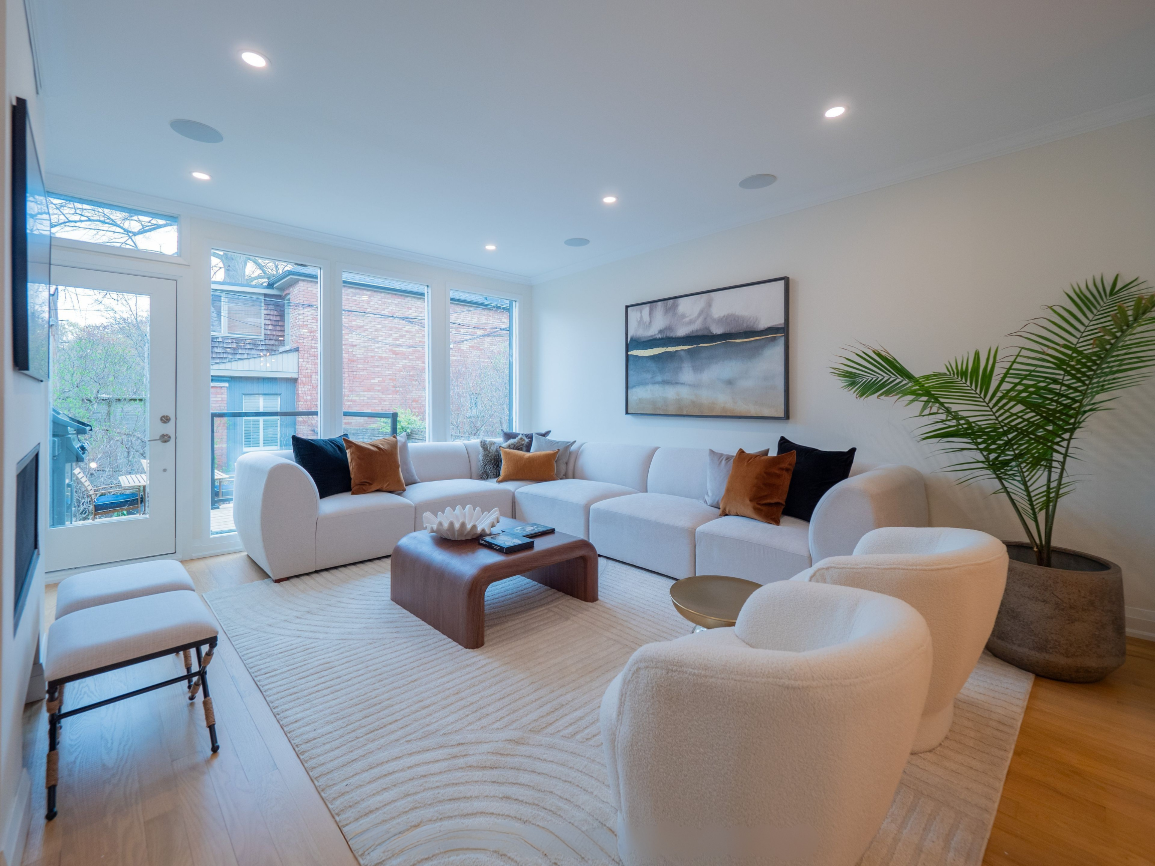 Family Room 213