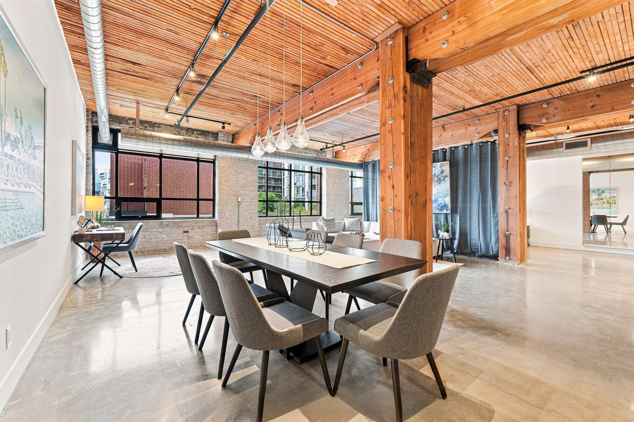 Dining Room 558 - Riverdale Loft, sold for $1M